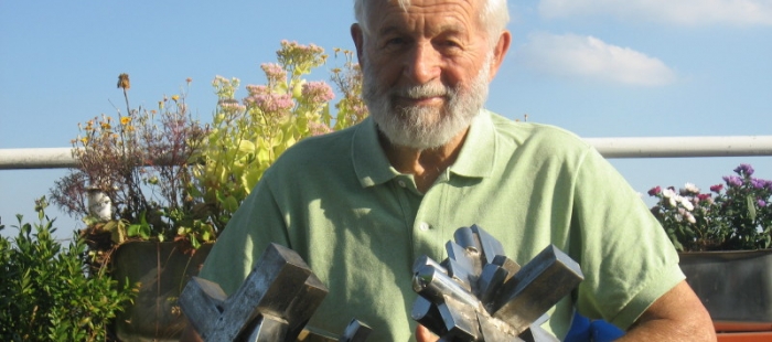 Um den reinen Kern. Der Bildhauer Josef Schagerl Um den reinen Kern. Der Bildhauer Josef Schagerl