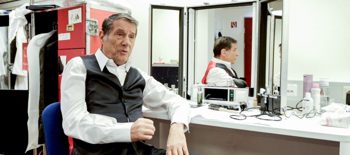 Aus den Trümmern Aus den Trümmern